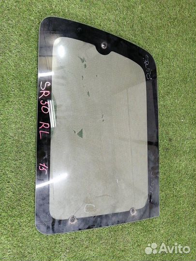 Стекло собачника заднее правое Toyota Town Ace