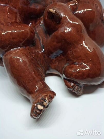 Статуэтка медведица с медвежатами