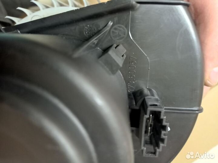 Мотор отопителя Amarok