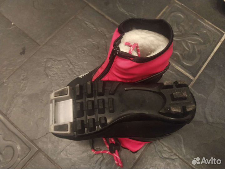 Лыжные ботинки Rossignol 33