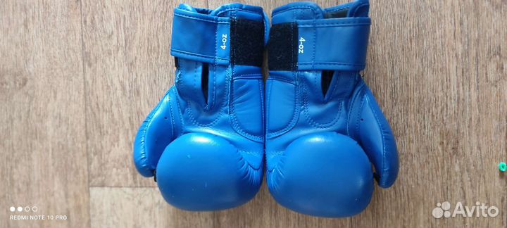 Перчатки для кикбоксинга на ребенка