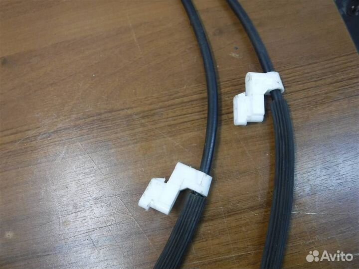 Трос стояночного тормоза Ford Focus III 2011-2019