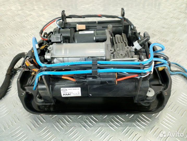 Компрессор подвески Land Rover Range Rover L322