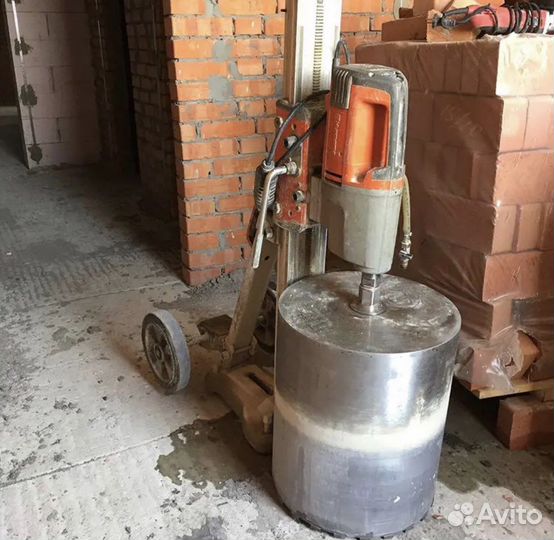 Алмазное бурение отверстий