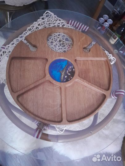 Винный столик из дуба