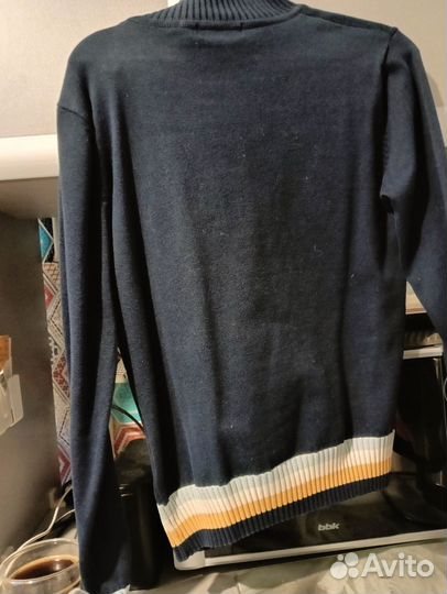 Свитер женский