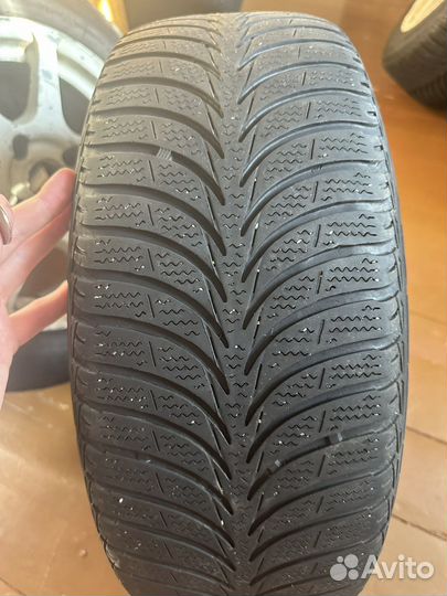 Goodyear UltraGrip Ice 195/60 R15 88S