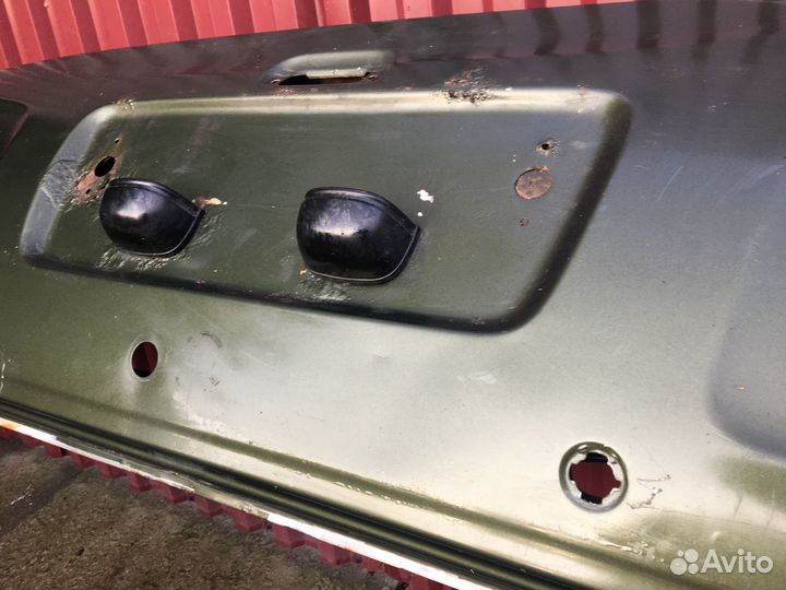 Дверь багажника Nissan Pathfinder Terrano