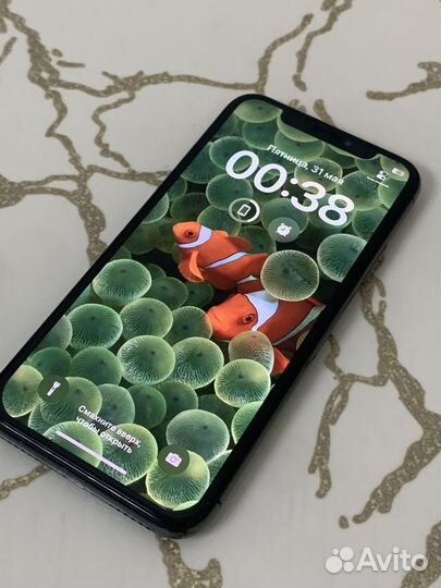 iPhone X, 64 ГБ