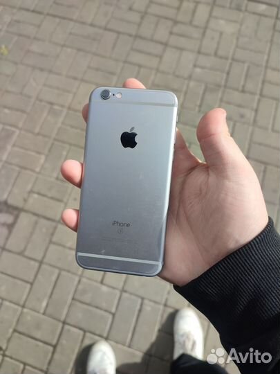 iPhone 6S, 32 ГБ