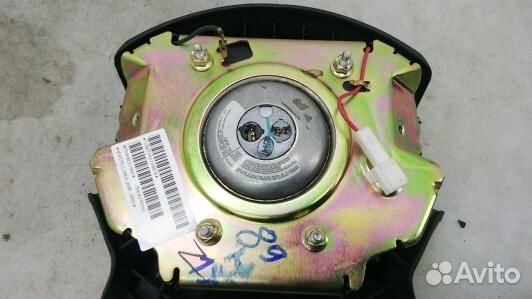 Подушка безопасности водителя jeep cherokee KJ (89