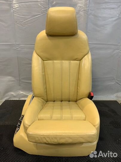 Сиденье переднее правое Bentley Continental Flying