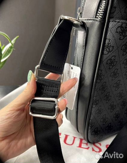 Мужская сумка Guess