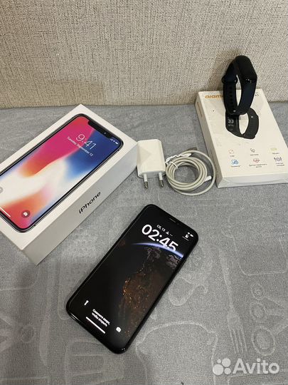 iPhone X, 64 ГБ