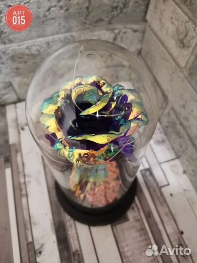 Роза в колбе