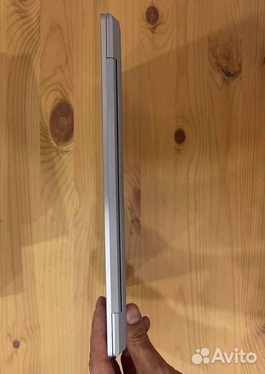 Microsoft surface laptop go