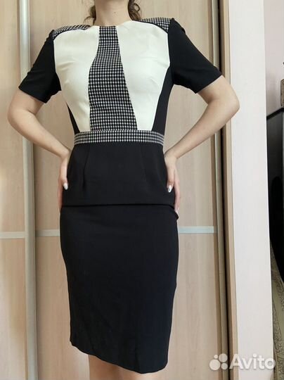 Платье черно-белое