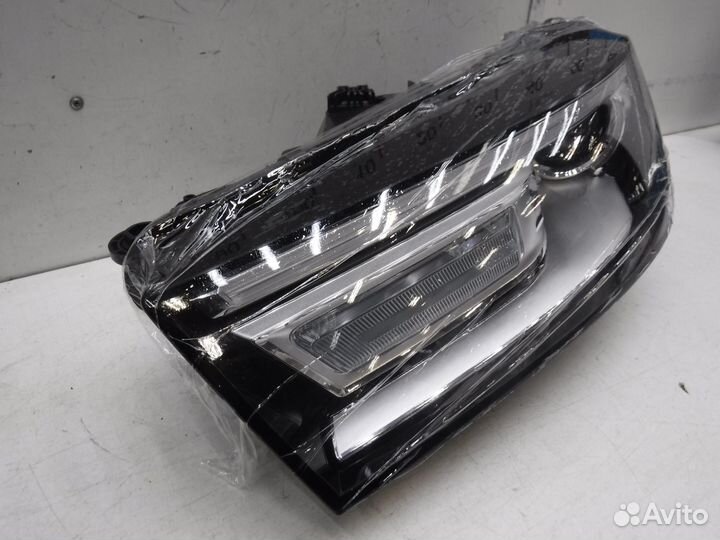 Фара левая Audi Q5/SQ5