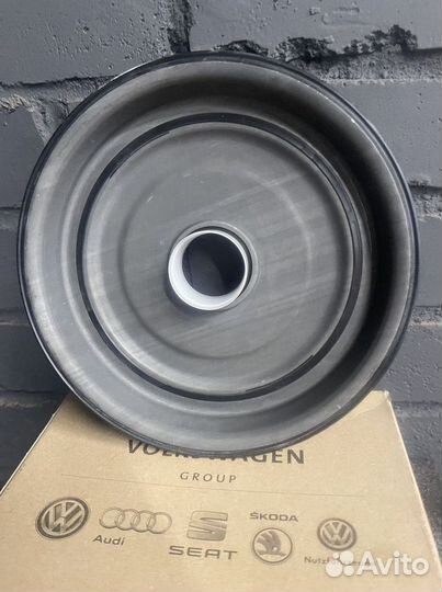 Сальник крышка DSG6 DQ250 Volkswagen: Jetta