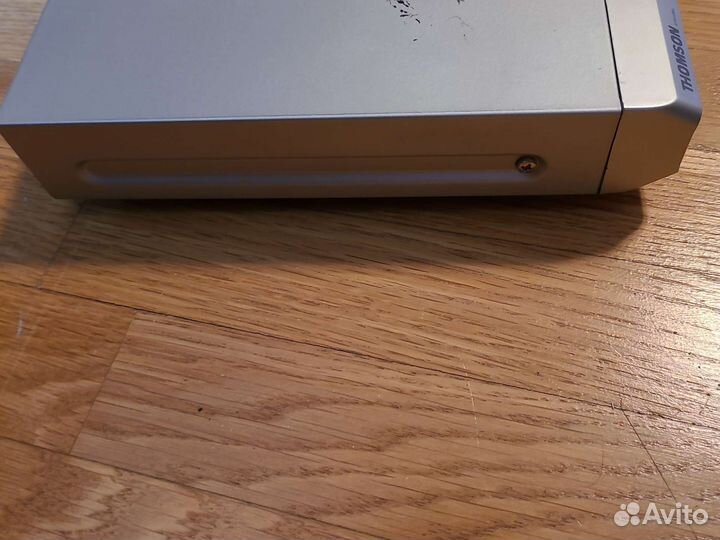 DVD плеер thomson