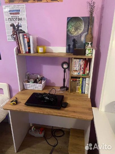 Стол компьютерный с полкой