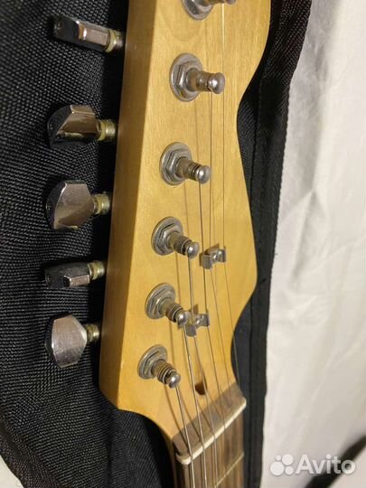 Комплект электрогитара комбик провод чехол