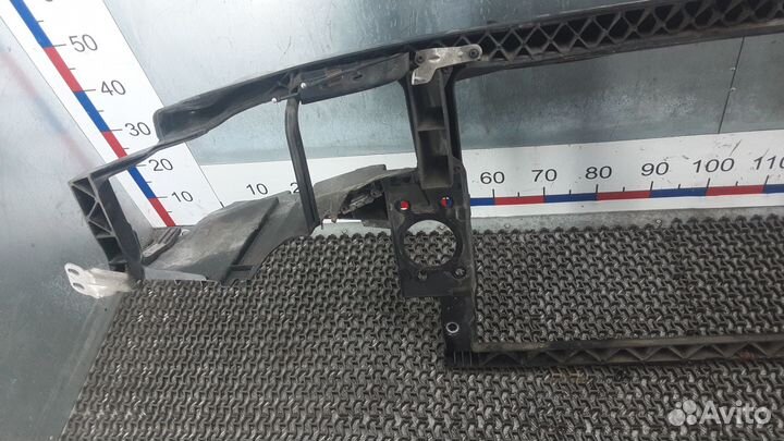 Телевизор audi A8 D3 2004