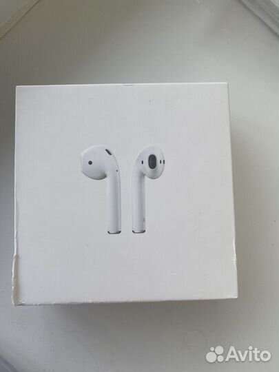 Беспроводные наушники apple airpods