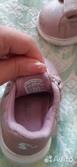 Кроссовки для девочки