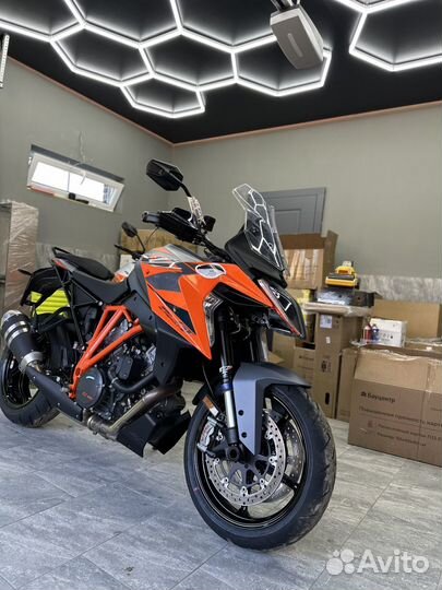 KTM 1290 super duke GT