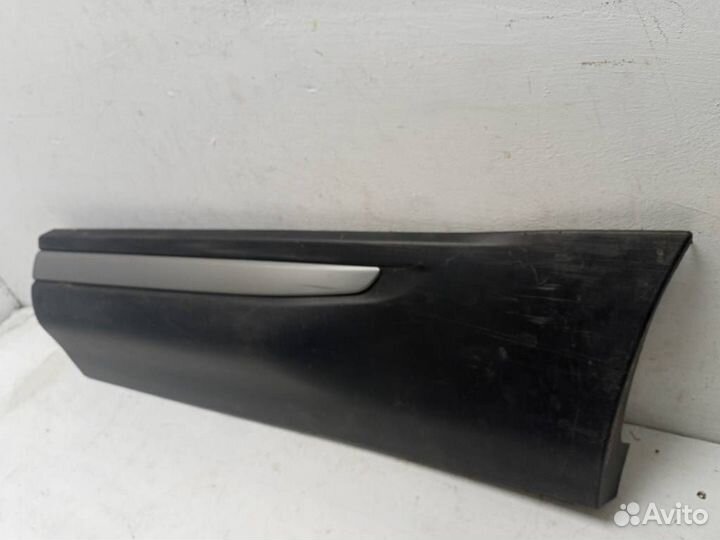 Накладка двери задней левой