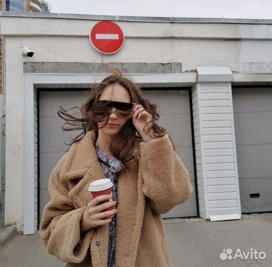 Пальто женское плюшевое размер М