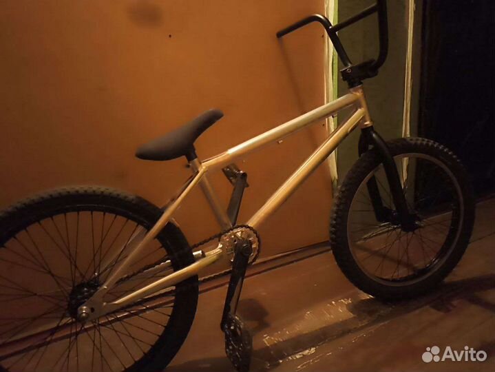 Трюковой велосипед bmx