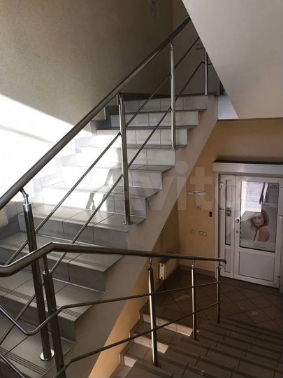 Продажа здания свободного назначения, 692 м²