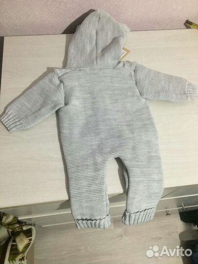 Комбинезон вязанный, демисизонный для малыша