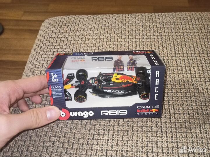 Red bull масштабная модель