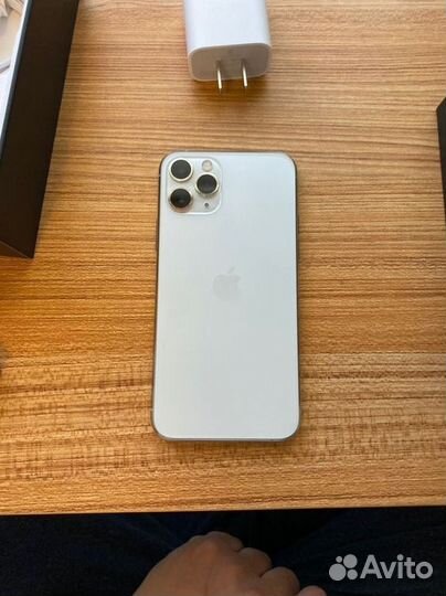 iPhone 11 Pro, 64 ГБ