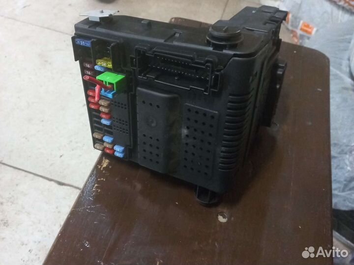 Блок CEM на Volvo S60 с 2004-2009 год