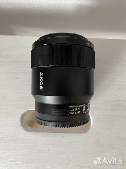 Объектив Sony FE 50mm F2.8 macro