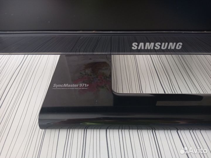 Монитор Samsung SyncMaster 971P