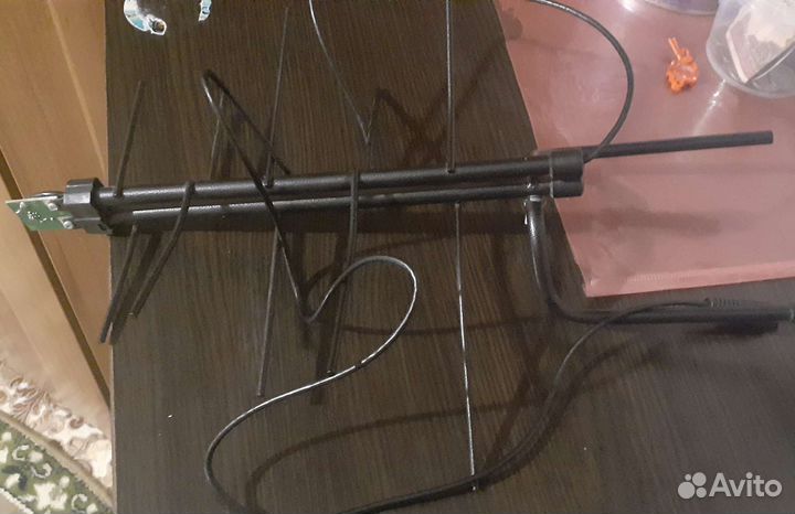 Антенна для тв комнатная