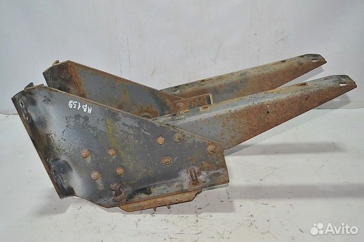 Кронштейн запасного колеса mercedes-benz 1844 SK