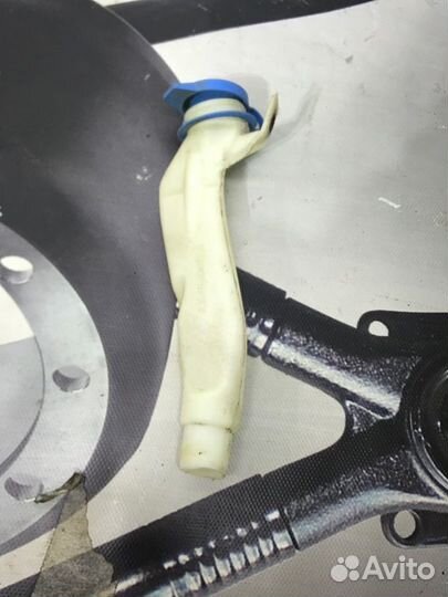 Горловина бачка стеклоомывателя Mercedes-Benz