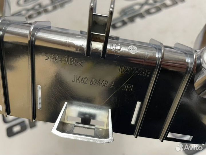 Накладка консоли задняя Land Rover Range Rover