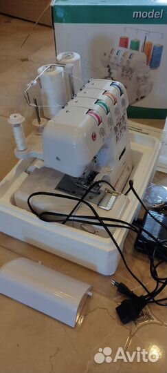 Оверлок Comfort 110