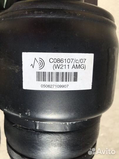 Передняя пневмостойка Mercedes W219 W211 55AMG