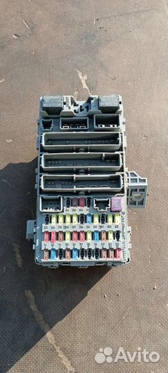 Блок предохранителей Хонда Цивик 8