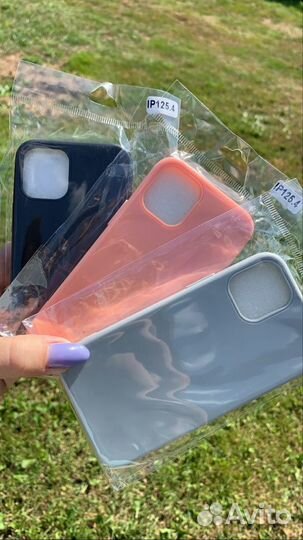 Чехол на iPhone 12