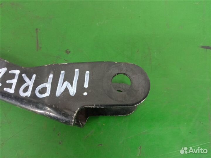 Рычаг подвески задний правый Subaru Impreza GP7