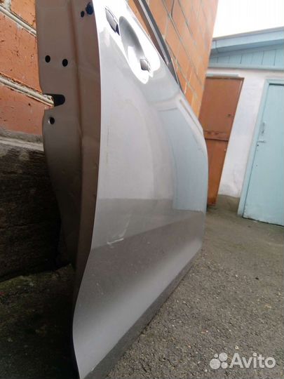 Двери Фольксваген Поло 6 Шкода Рапид 2 лифтбек